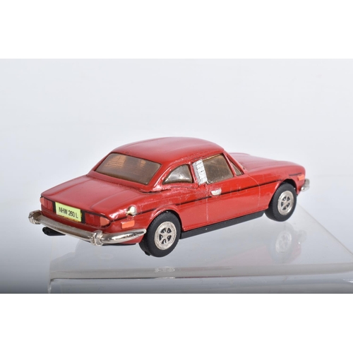 54 - FIVED BOXED TRIUMPH STAG SPORTS CAR MODELS, all 1/43 scale, British Heritage Models 'The Sovereign R... 