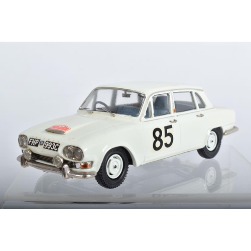 55 - FIVE BOXED TRIUMPH 2000 AND DOLOMITE CAR MODELS, all 1/43 scale, 2000 are Crossway Models 1966 Monte... 