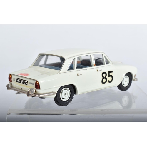 55 - FIVE BOXED TRIUMPH 2000 AND DOLOMITE CAR MODELS, all 1/43 scale, 2000 are Crossway Models 1966 Monte... 