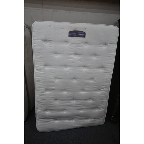 1306 - A SILENT NIGHT MIRACOIL DOUBLE SIDED 4FT6 DIVAN BED AND MATTRESS (condition report: general signs of... 