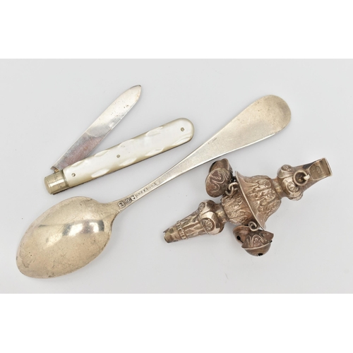 72 - THREE ITEMS OF SILVER, to include a late Victorian silver rattle, an early 20th century mother of pe... 