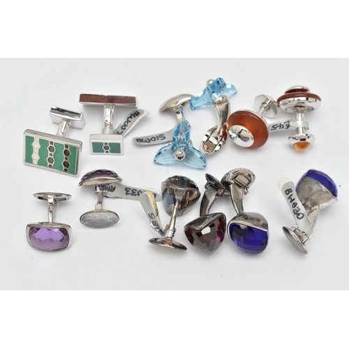 98 - AN ASSORTMENT OF CUFFLINKS, to include two pairs of white metal cufflinks, fitted with toggle fittin... 