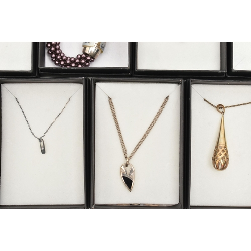 117 - AN ASSORTMENT OF 'KIT HEATH' JEWELLERY' to include thirteen white metal necklaces, some with gold pl... 