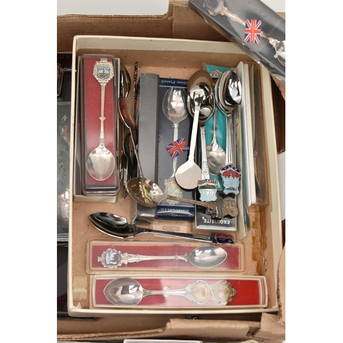 127 - COLLECTABLE TEASPOONS, COINS ETC, to include a variety of loose and boxed collectable souvenir teasp... 