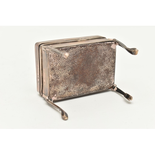 142 - AN EARLY 20TH CENTURY SILVER TORTOISESHELL BOX, of a rectangular form, the hinged cover with tortois... 