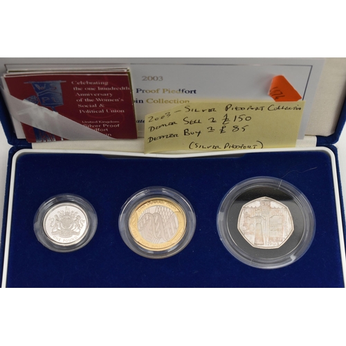 153 - A QUANTITY OF SILVER COINS AND MEDALS, to include a cased Westminster 1996 St Helena sterling silver... 