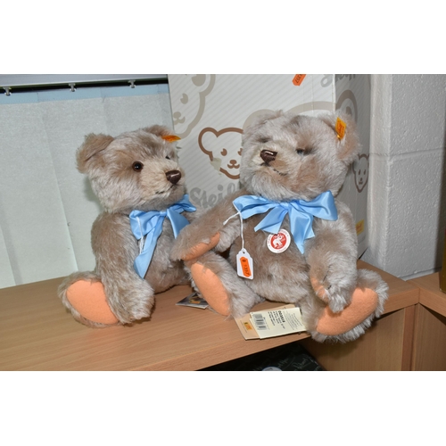 369 - TWO STEIFF 'CLASSIC JACKIE' TEDDY BEARS, no 003516, each fully jointed, with caramel 'fur', apricot ... 