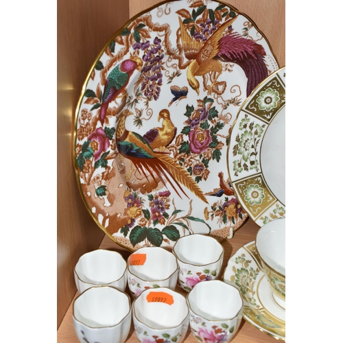 385 - A GROUP OF ROYAL CROWN DERBY, comprising five pieces of Green Derby Panel A1237: a teacup and saucer... 