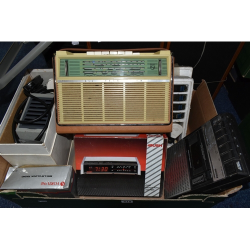 419 - A BOX AND LOOSE AUDIO EQUIPMENT, to include a boxed Bush Electronic Alarm Clock Radio model 6140A, a... 