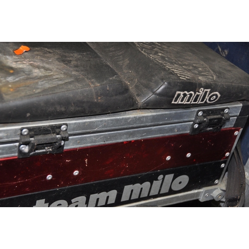 1074 - A TEAM MILO FISHING BASKET/STOOL including a Shakespeare Sigma RT reel, floats, weights, hooks, etc ... 