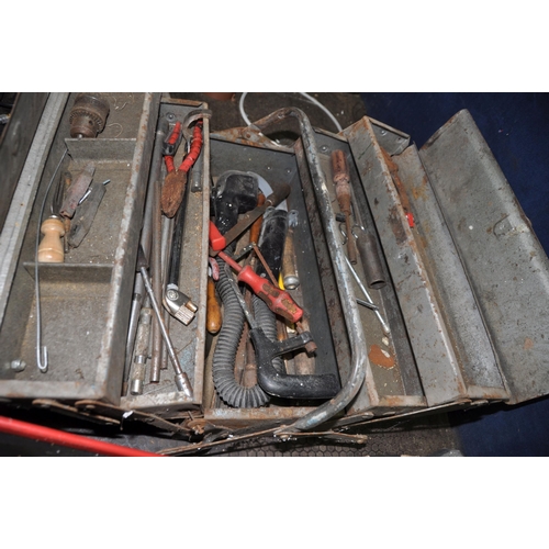 1079 - THREE TRAYS AND A TOOLBOX CONTAINING AUTOMOTIVE AND OTHER TOOLS including a Dremel Versaflame, meter... 