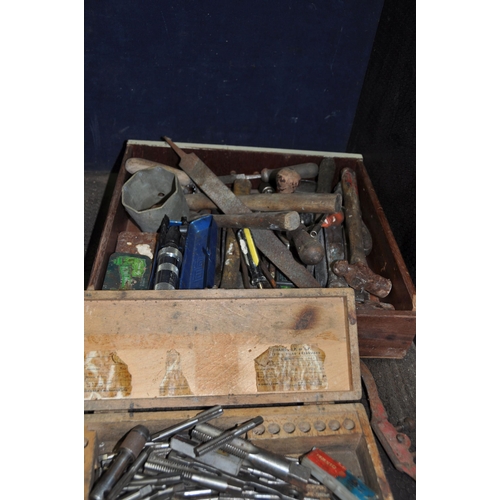 1080 - THREE TRAYS AND TOOLBOXES CONTAINING HAND AND POWER TOOLS including a vintage Makita jigsaw, a Black... 