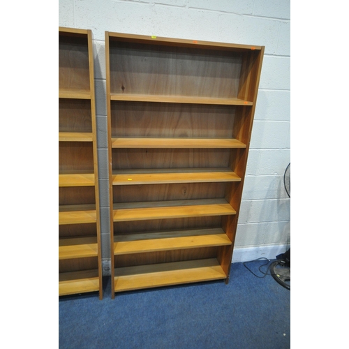 1251 - A PAIR OF MODERN OPEN BOOKCASES, with five shelves, width 92cm x depth 25cm x height 177cm (conditio... 