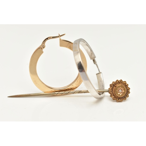 31 - A SMALL ASSORTMENT OF JEWELLERY, to include a single yellow gold hoop earring, hallmarked 9ct Sheffi... 