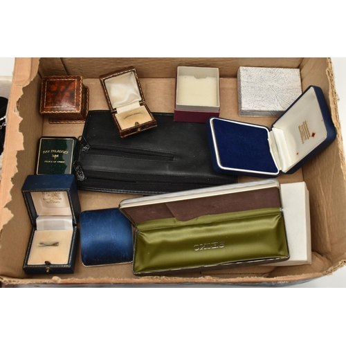 85 - A BOX OF ASSORTED JEWELLERY, to include a pair of white metal, marcasite and imitation pearl screw b... 