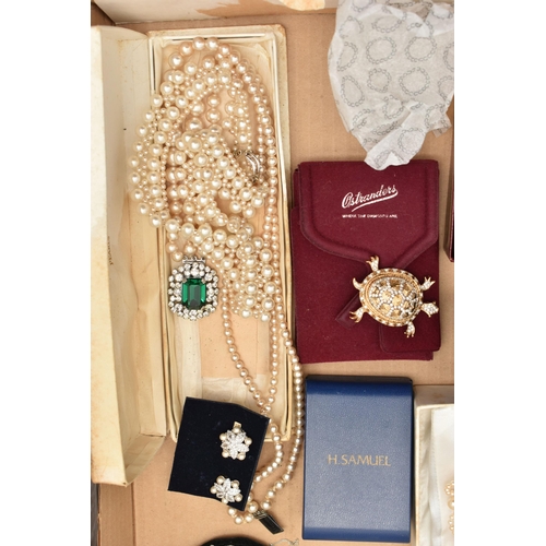 85 - A BOX OF ASSORTED JEWELLERY, to include a pair of white metal, marcasite and imitation pearl screw b... 