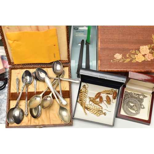 91 - A BOX OF ASSORTED ITEMS, to include a jewellery box with a small quantity of costume jewellery, a 'S... 