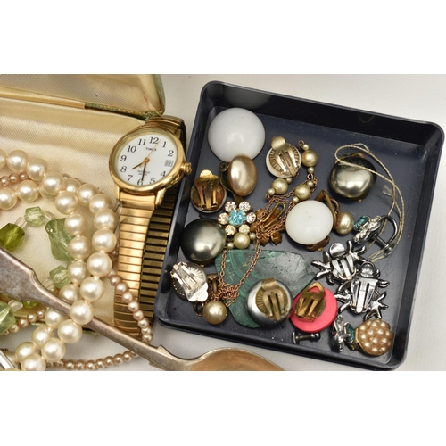 95 - A SMALL PLASTIC BOX OF JEWELLERY, WRISTWATCHES AND OTHER ITEMS, to include a single silver Winners t... 