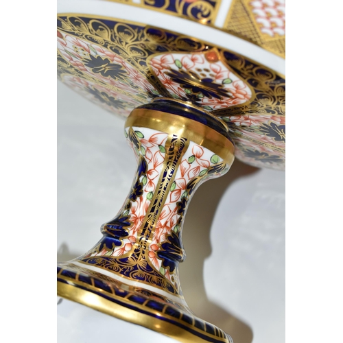 359 - A ROYAL CROWN DERBY 'OLD IMARI' COMPORT, with red printed backstamp and date cypher for 1918, height... 