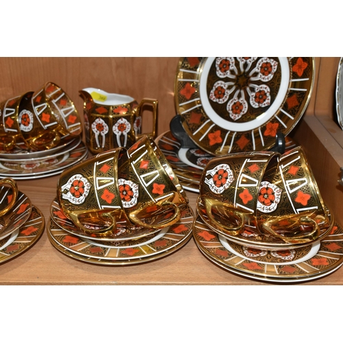 366 - A BURTONDALE IMARI PATTERN TEA SET, comprising a teapot, octagonal covered sugar bowl, milk jug, twe... 