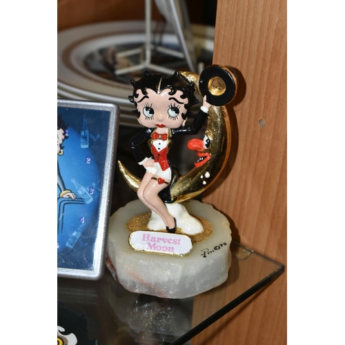 381 - A COLLECTION OF BETTY BOOP MUSICAL ORNAMENTS AND TRADING CARDS, comprising a Harvest Moon limited ed... 