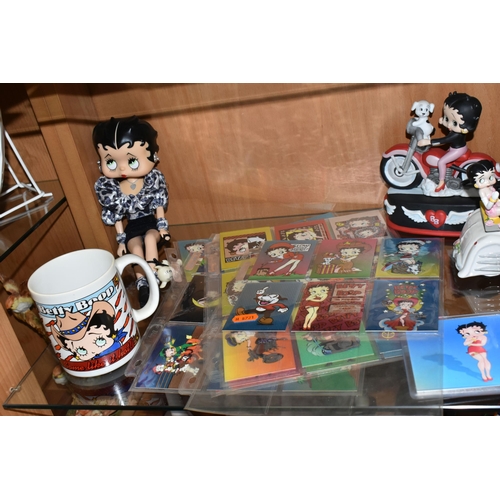 381 - A COLLECTION OF BETTY BOOP MUSICAL ORNAMENTS AND TRADING CARDS, comprising a Harvest Moon limited ed... 