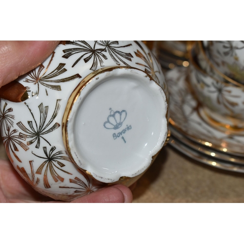 417 - LARGE QUANTITY OF WHITE WEDGWOOD ''COUNTRYWARE'' DESIGN DINNER WARE, ALSO WITH A BAVARIAN TEA SET, A... 