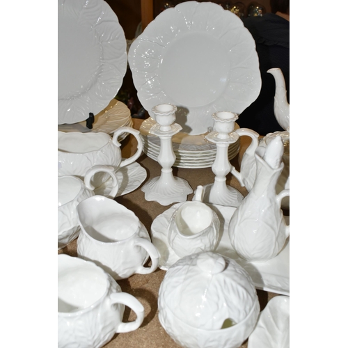 417 - LARGE QUANTITY OF WHITE WEDGWOOD ''COUNTRYWARE'' DESIGN DINNER WARE, ALSO WITH A BAVARIAN TEA SET, A... 