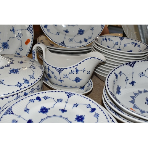 423 - A THIRTY-NINE PIECE DENMARK DINNER SERVICE comprising one covered tureen, a Furnivals Limited Denmar... 