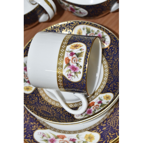 431 - A FORTY-FOUR PIECE SPODE CABINET COLLECTION ARUNDEL PATTERN DINNER AND COFFEE SERVICE comprising two... 