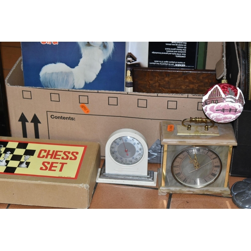 432 - TWO BOXES AND LOOSE METALWARE AND MISCELLANOEUS ITEMS to include a box of English pewter tableware f... 