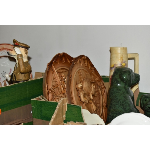 458 - THREE BOXES AND LOOSE ORNIMENTAL CERAMICS, to include six vintage resin mice in tea pot houses made ... 