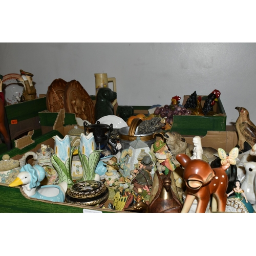 458 - THREE BOXES AND LOOSE ORNIMENTAL CERAMICS, to include six vintage resin mice in tea pot houses made ... 