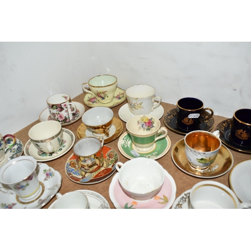 461 - A LARGE SELECTION OF TEA/COFFEE CUPS AND SAUCERS, varies designs comprising of oriental, fruit, flor... 