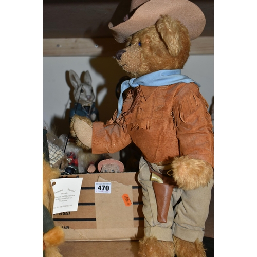 470 - ONE BOX OF NOVELTY FIGURES AND TEDDY, comprising a Franklin Mint Heirloom Bear - B2157 'John Wayne',... 