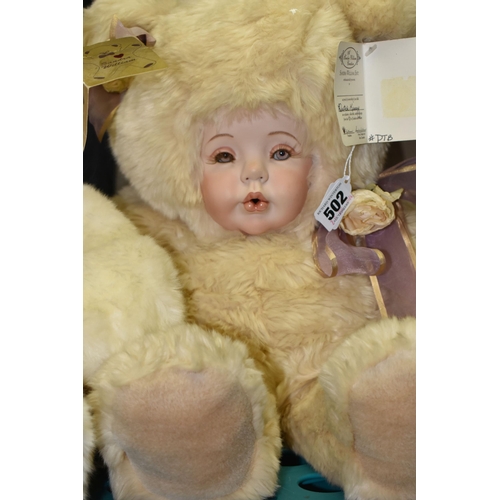 502 - FOUR LARGE WHITE SANDRA WILLIAM CREATION ANTHROPORMORPHIC DOLLS to include two Dutch Kissy dolls (in... 