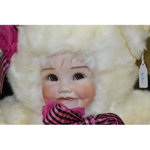 502 - FOUR LARGE WHITE SANDRA WILLIAM CREATION ANTHROPORMORPHIC DOLLS to include two Dutch Kissy dolls (in... 