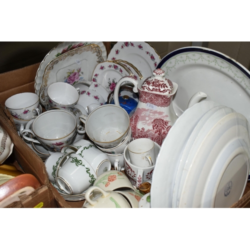 504 - FIVE BOXES OF ASSORTED CERAMICS AND GLASSWARE to include a Copeland Spode Chinese Rose sauce dish, t... 