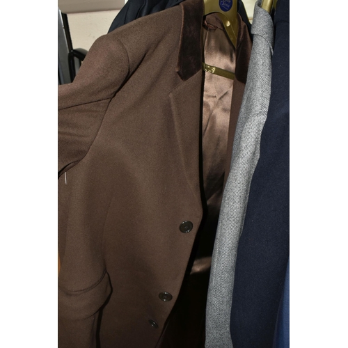 505 - 'LAS VEGAS' - ONE BOX AND THIRTY TWO PIECES OF GENTLEMENS SUITS, JACKETS AND SHIRTS, comprising a bl... 