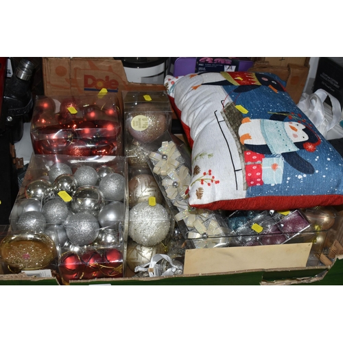 597 - SEVEN BOXES AND LOOSE MISCELLANEOUS HOMEWARE ETC. to include, Christmas decorations, Christmas tree ... 