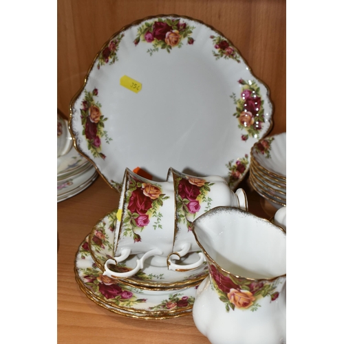 354 - A GROUP OF ROYAL ALBERT 'OLD COUNTRY ROSES' PATTERN TEAWARE, comprising two cake plates, six dessert... 