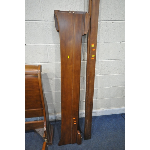 1262 - WILLIS AND GAMBIER, A CHERRYWOOD 5FT SLEIGH BED, with side rails, slats, and bolts (condition report... 