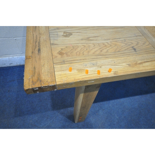 1280 - A SOLID OAK RECTANGULAR EXTENDING DINING TABLE, extended length 180cm x closed length 140cm x depth ... 