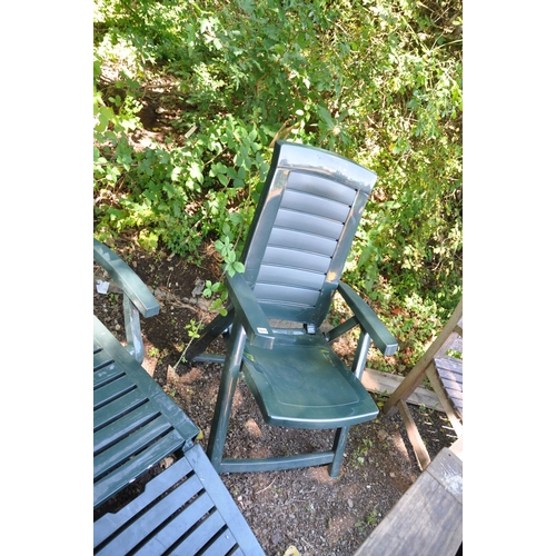 1019 - A SELECTION OF GARDEN FURNITURE including two Green plastic sun loungers and one folding chair and a... 