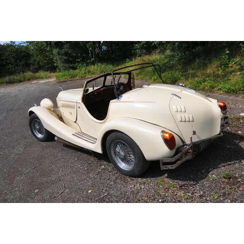 997 - A GP MADISON SPORTS ROADSTER in cream, original donor components from a 1956 Volkswagen Beetle with ... 