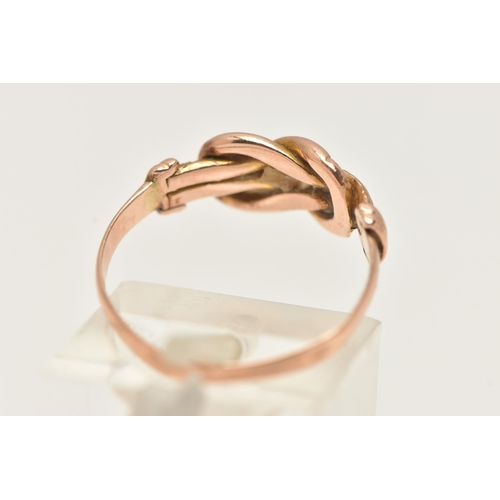 19 - AN EARLY 20TH CENTURY 9CT GOLD RING, designed as a lovers knot, hallmarked 9ct Birmingham 1903, ring... 