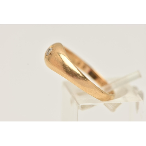 21 - EARLY 20TH CENTURY 18CT GOLD DIAMOND RING, a single old cut diamond, prong set in a yellow gold star... 