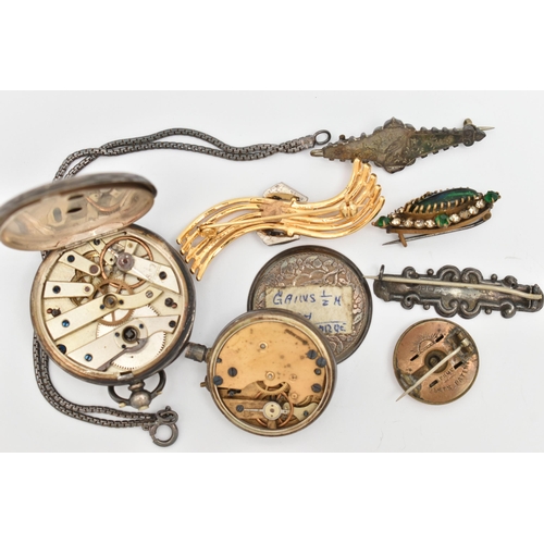 45 - A SMALL ASSORTMENT OF JEWELLERY AND POCKET WATCHES, to include two late Victorian silver brooches, b... 