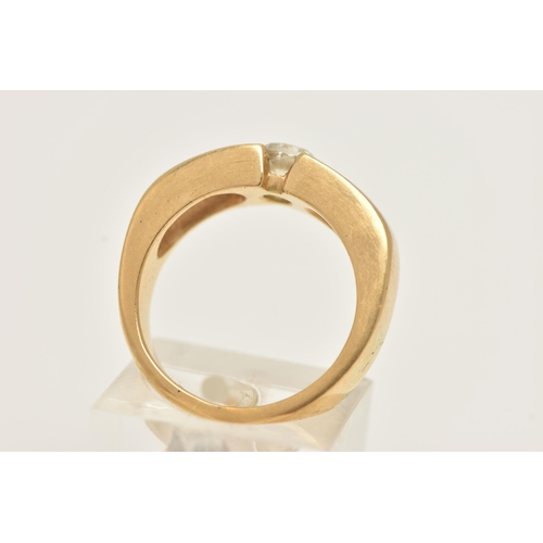 53 - AN 18CT YELLOW GOLD DIAMOND SINGLE STONE RING, set with an old-cut diamond, measuring approx 5.85mm ... 