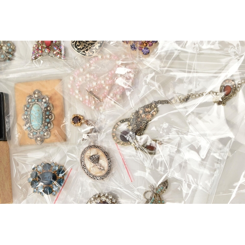 94 - A BOX OF ASSORTED JEWELLERY, to include a white metal bracelet, stamped 925, a white metal and marca... 